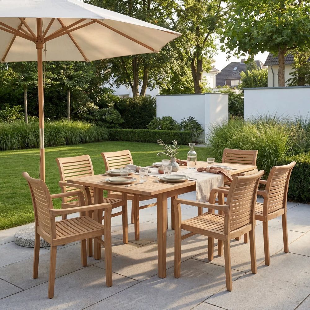 Gartenmöbelsets Dresden – Anthrazit-Alu-Dining-Set auf Holzterrasse mit Bergpanorama, Möbel Graf
