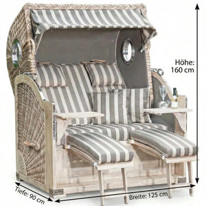 Gartenstrandkorb Comfort 500 Plus aus Mahagoni mit antik-weißem Kunststoffgeflecht und seitlichen Bullaugen, XL-Liegemodell mit taupefarbenem Oberkorbhimmel.