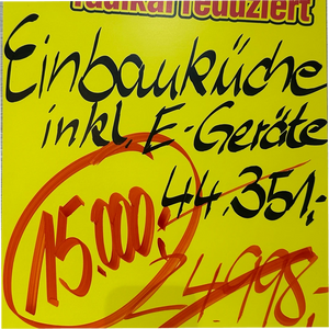 Musterküche in Papyrusgrau mit Eiche-Bar inkl. E-Geräte