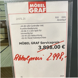 Wohnwand in Magnolie & Eiche mit LED