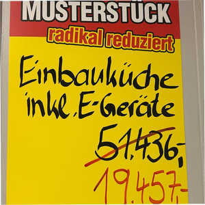 Küche York Musterküche – Landhaus-Inselküche in Seidengrau (Echtholz) inkl. Bauknecht-Geräten