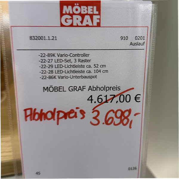 Wohnwand mit Asteiche & LED