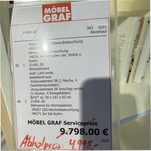Wohnwand in Lack Weiß mit Holzakzent & LED-Beleuchtung