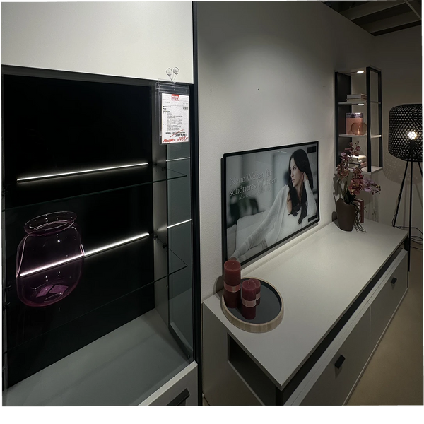 Wohnwand Malo mit Glasvitrine, TV-Element & LED