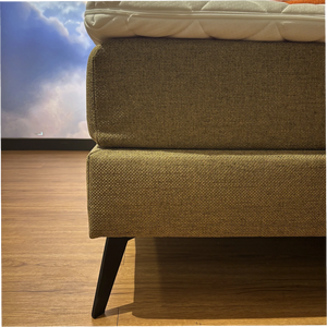 Boxspringbett „Luna" – Hotelkomfort in warmem Ocker
