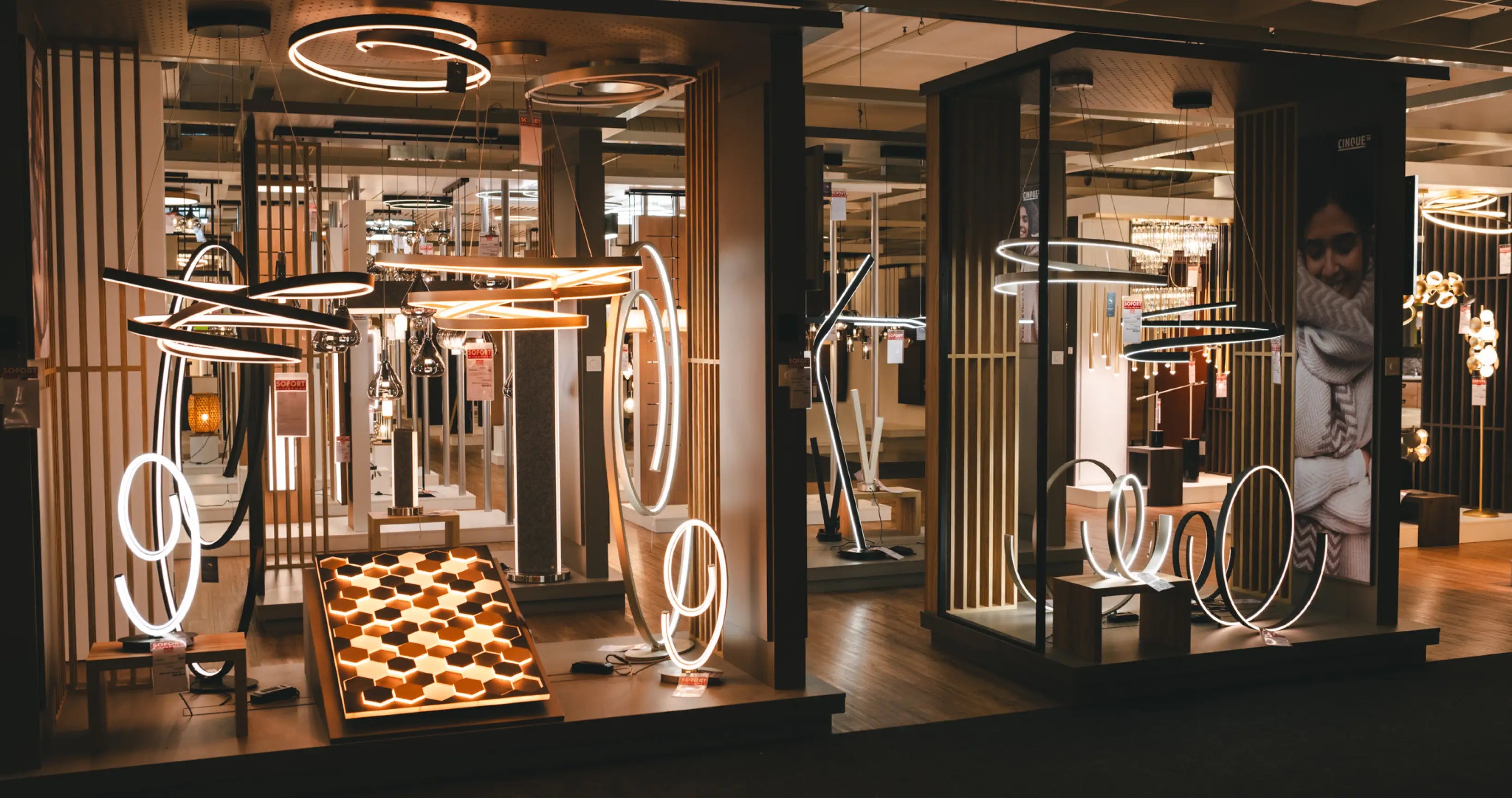 Leuchten im Möbelhaus Dresden