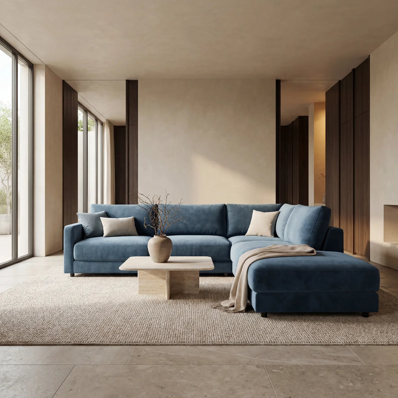 Polstermöbel Dresden – Blaues Ecksofa nach fachgerechter Montage in modernem Wohnzimmer, Möbel Graf Lieferservice