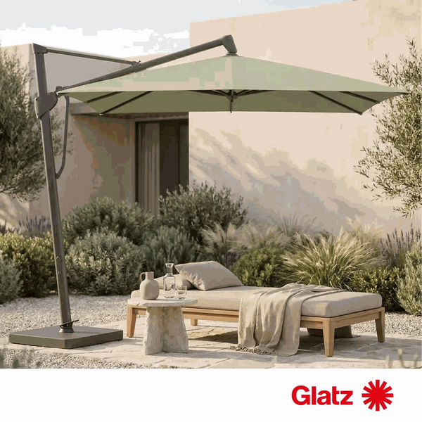 Glatz Sonnenschirm Sombrano S+ 350x350 cm in Pistacchio mit 360° Drehfuß und anthrazitfarbenem Aluminiumgestell
