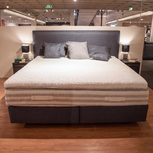 Boxspringbett Interliving 1410 in Grau 180x200 cm mit Matratze und Topper – Abverkauf Möbel Graf Dresden – Art.-Nr. 16892..21