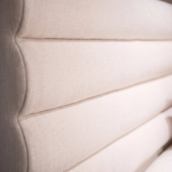 Boxspringbett Sunny Stoff Nano Ivory 180x200 inkl. Matratze Venus TFK500 Detailansicht Material und Verarbeitung – Möbel Graf Dresden – Art.-Nr. 22082..10