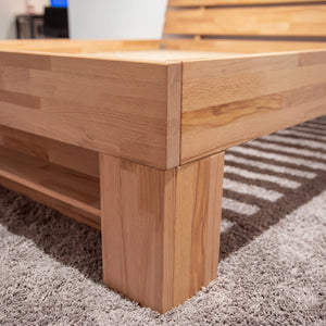 Futonliege Juliana Kernbuche massiv geölt 140x200 mit Bettkästen Detailansicht Material und Verarbeitung – Möbel Graf Dresden – Art.-Nr. 17013..