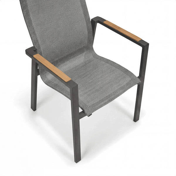 Hochlehner Rügen Gartenstuhl mit Teak-Armlehnen und anthrazitfarbenem Aluminiumgestell