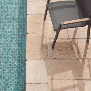 Hochlehner Rügen Gartenstuhl mit Teak-Armlehnen und Textilbespannung auf Anthrazit-Aluminiumgestell