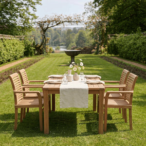 Stapelstuhl Curve aus Teakholz in Sterling, stapelbar und ideal für Garten und Terrasse