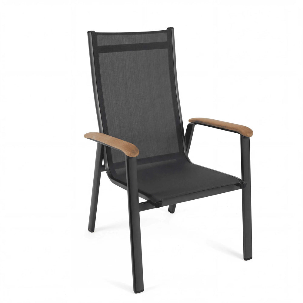 Moderner Stapelstuhl Reno mit Aluminiumgestell, Teak-Armlehnen und anthrazitfarbener Textilene-Bespannung für den Außenbereich