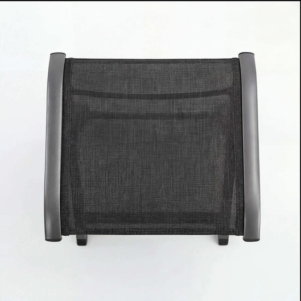 Moderner Gartenhocker Kensington mit wetterfestem Textilen-Sitzfläche und pulverbeschichtetem Aluminiumgestell, ideal für Terrasse und Garten.