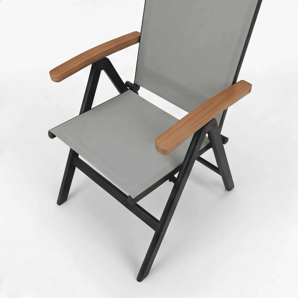 Positionsstuhl Calanda mit verstellbarer Rückenlehne, Aluminiumgestell und Holzarmlehnen, wetterbeständig und leicht