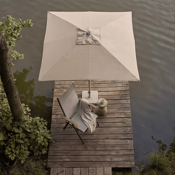 Positionsstuhl Calanda mit verstellbarer Rückenlehne und Aluminiumgestell in Charcoal für Terrasse und Garten