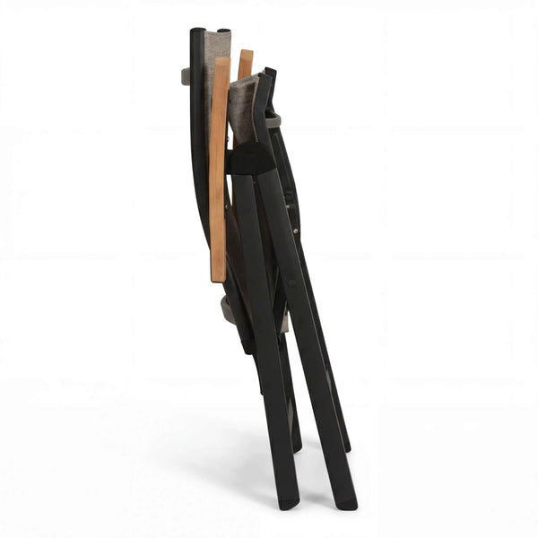 Klappsessel New Top mit 5-fach verstellbarer Rückenlehne, wetterfestes Aluminiumgestell und atmungsaktivem Textilene in Leinen Grau.