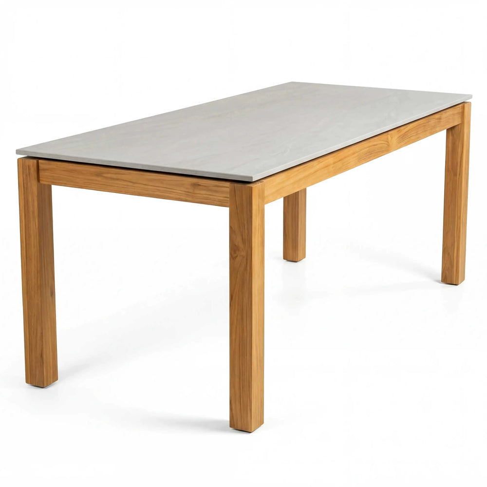 Moderner Gartentisch mit massivem Teakgestell und kratzfester Dekton Tischplatte in Lava hellgrau