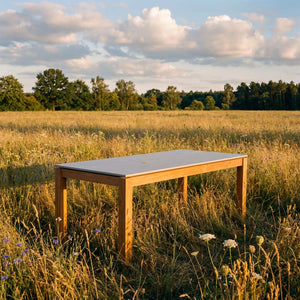 Moderner Gartentisch mit massivem Teakgestell und kratzfester Dekton Tischplatte in Lava hellgrau