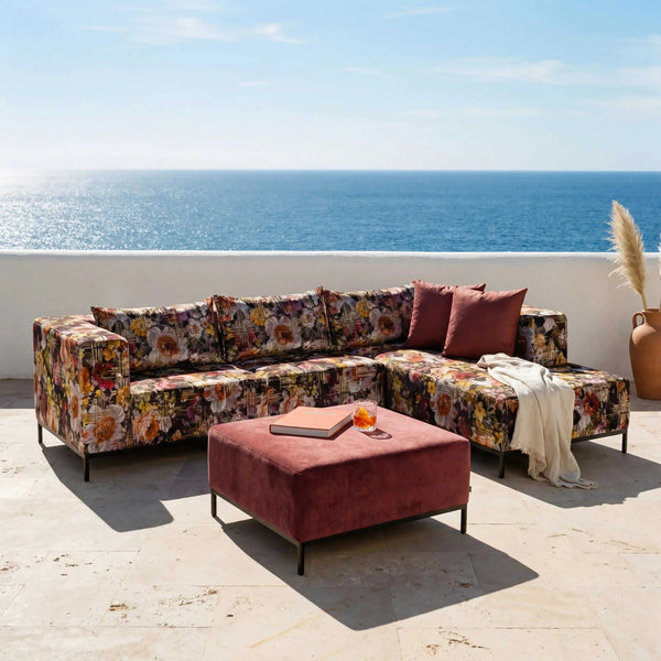 Loungegruppe Taavi inkl. Hocker & Schutzhüllen