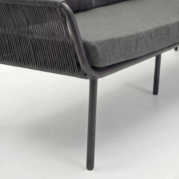 Moderner Lounge 3-Sitzer Como mit pulverbeschichtetem Aluminium und wasserabweisenden Sitzkissen