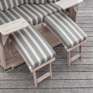 Gartenstrandkorb Comfort 500 Plus mit Mahagoni-Holz, antik-weißem Kunststoffgeflecht und seitlichen Bullaugen im XL-Liegemodell