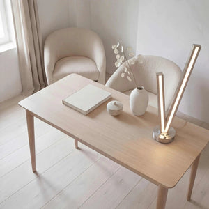 Tischleuchte 67,5 cm in matt nickel mit integriertem Dimmer und warmem Metallton