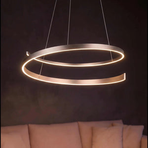 Pendelleuchte LED dimmbar höhenverstellbar nickel matt mit 5950 Lumen und skulpturalem Design