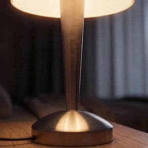 Tischleuchte 12x30cm mit Holzsockel und weißem Stoffschirm für warmes Licht