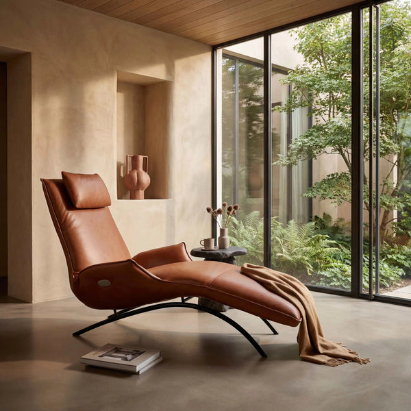 Polsterliege Joleen in dunkelrotem Leder mit Edelstahlgestell und elektrischem Akku-Motor