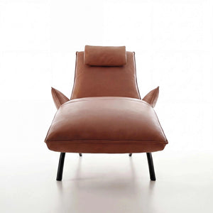 Polsterliege Joleen in dunkelrotem Leder mit Edelstahlgestell und Elektromotor