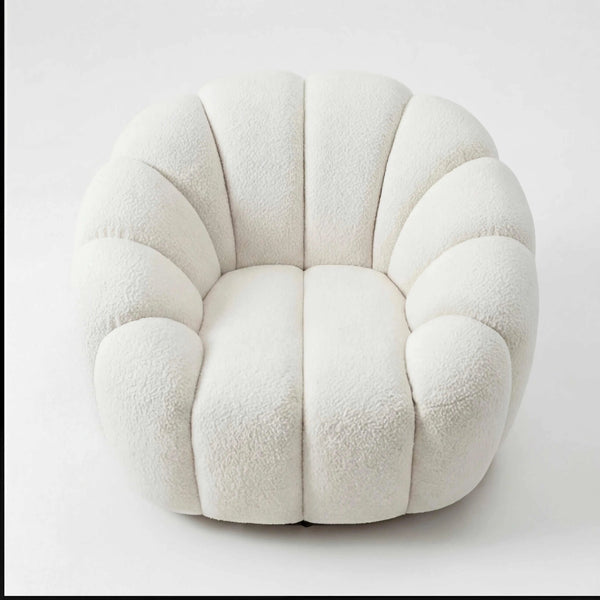 Breiter Drehsessel Emma aus Stoff SG 300 mit stabiler Holzbasis und komfortabler Polsterung