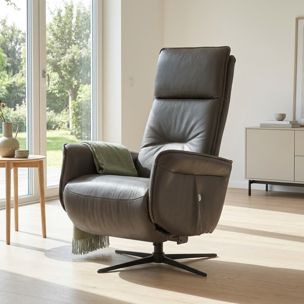 Ledersessel Manau in Graphit
