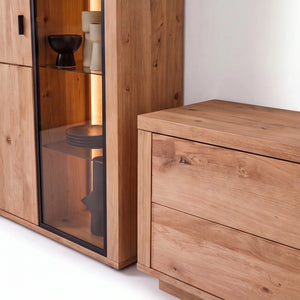 Wohnwand Rojo mit Vitrine, TV-Unterteil & Wandboard