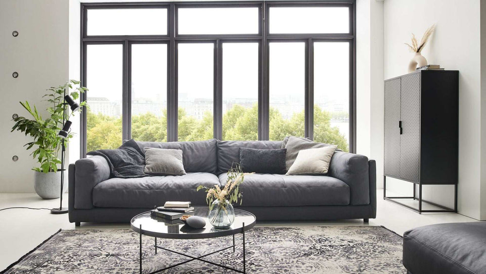 Polstergarnitur Catania aus Leder Movini anthrazit mit 1,5-Sitzern und Armlehnen links und rechts