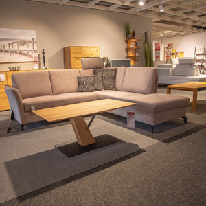 Polstergarnitur Lavaro: Ecksofa in Taupe – Abverkauf Möbel Graf Dresden, Art.-Nr. 70046.2.21