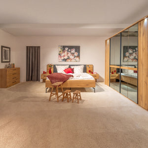 Schlafzimmer Luisiana Wildeiche natur mit Spiegeltüren-Schrank, Doppelbett und Kommode – Abverkauf Möbel Graf Dresden – Art.-Nr. 20589..31