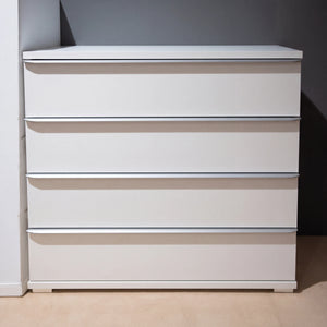 Schubkastenkommode Dekor Weiß mit alufarbigen Griffleisten und 4 Schubkästen 80 cm – Abverkauf Möbel Graf Dresden – Art.-Nr. 141027.4.40