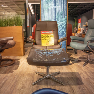 Stressless Komfortsessel David M mit Hocker in Leder Paloma Espresso auf Cross-Gestell Alu – Musterstück-Preisschild – Art.-Nr. 21045..20