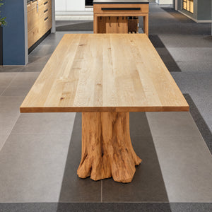 Esstisch Baumstrunk Sumpfeiche massiv mit Weißbuche-Stammfuß 220 × 100 cm – Abverkauf Möbel Graf Dresden – Art.-Nr. 728017..80