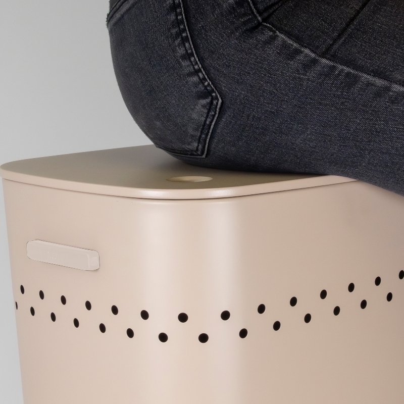 Sitz-Wäschebox Malaga aus Metall, 60 Liter